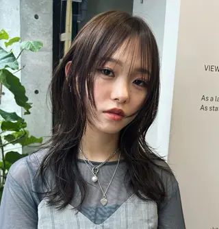 ミディアム カラー レイヤーカット カシマハヤトのヘアスタイル