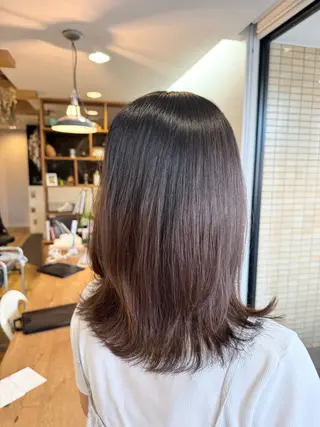 ロング カラー ツキダテ ユイのヘアスタイル