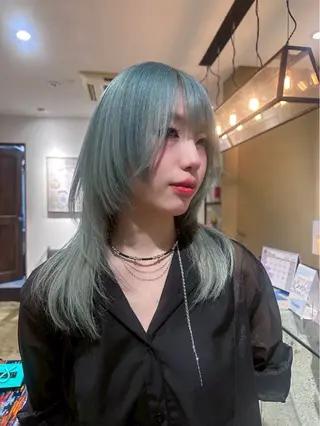 カラー YUI ⋆☾·̩͙/ ハイトーン/レイヤーのヘアスタイル