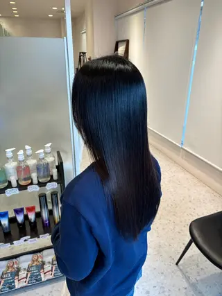セミロング 山田 梨央のヘアスタイル