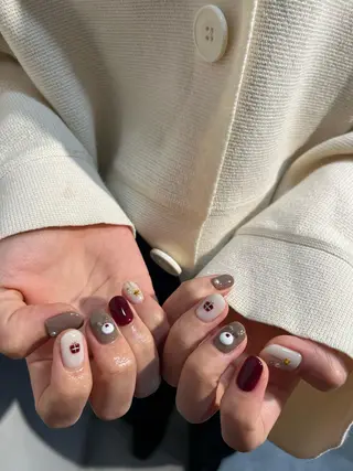 ネイル 小川 奈々花のネイルデザイン