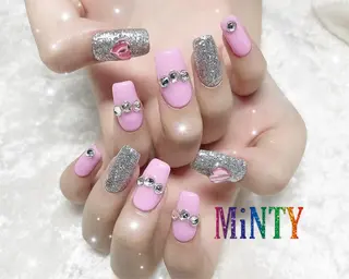 ネイル MiNTY 船橋店のネイルデザイン