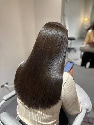 ロング 美髪✨艶髪✨髪質改善 カラー特化❣️二宮遥のヘアスタイル