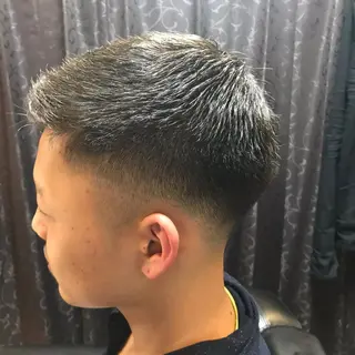 ショート 花山 薫のヘアスタイル