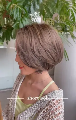 ショート カラー goshima nagisaのヘアスタイル