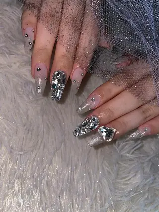 ネイル 高草木 桃香のネイルデザイン