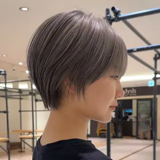 ショート 岸本 理希のヘアスタイル