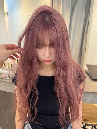 ロング カラー FILMS銀座所属・morita yunaのヘアスタイル