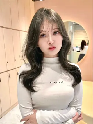 ロング ブリーチなしW🎀 髪質改善/はのんのヘアスタイル