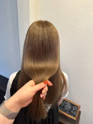 セミロング カラー ヘアアレンジ DANY🦋名駅✂︎ 艶髪/透明感カラーのヘアスタイル