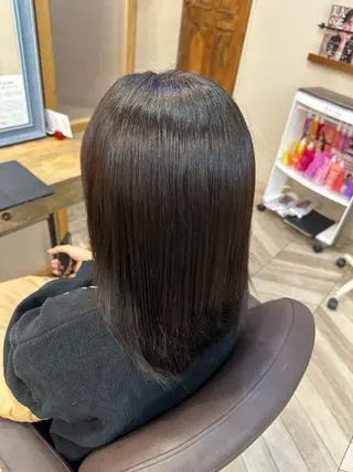 セミロング カラー RIKI/ 曲がる縮毛矯正のヘアスタイル