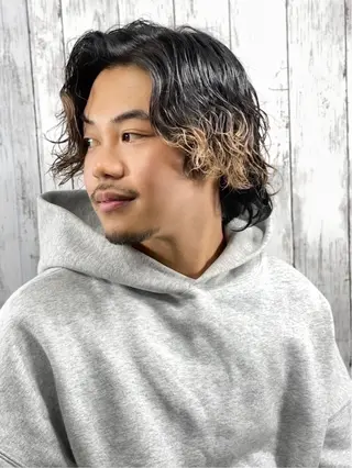 ミディアム パーマ メンズ 圓子 快のヘアスタイル