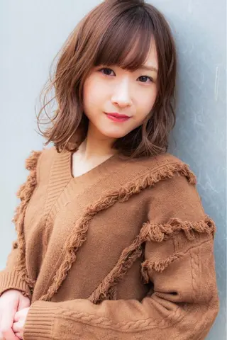 ミディアム MILLOR “ミラー”のヘアスタイル