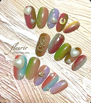 ネイル フルリール 【プライベートサロンのネイルデザイン