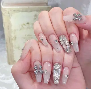 ネイル UniqueNail 長さだし専門店のネイルデザイン