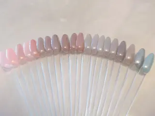 ネイル ヌーディジュエリー ネイルサロンのネイルデザイン