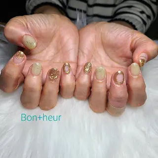 ネイル 宮口 紗子のネイルデザイン