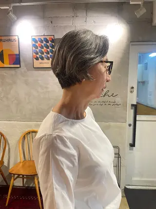 ショート パーマ さの あやねのヘアスタイル