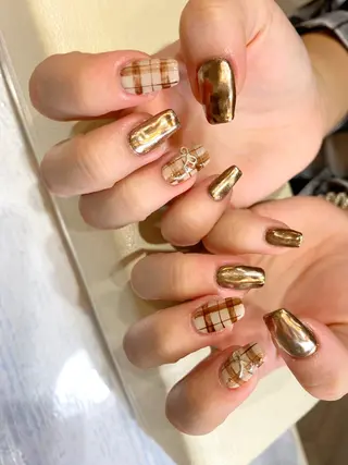 ネイル Nest 岩崎のネイルデザイン