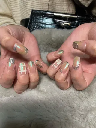 ネイル 梶山 美月のネイルデザイン