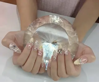 ネイル LoaChaton kaeのネイルデザイン