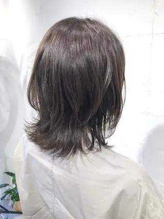 ミディアム ショート・ウルフ✂︎ 安住有咲子のヘアスタイル