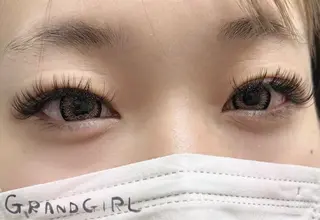 マツエク・マツパ GRANDGIRL所属・ヨシダ セリナのマツエク・マツパデザイン