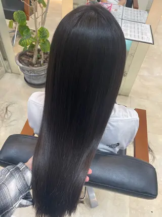 ロング 縮毛矯正/髪質改善 束感まつ毛/アヤカのヘアスタイル