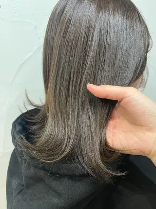 ミディアム 小顔ショート🦋 八巻ちさとのヘアスタイル