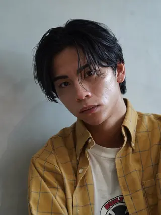 パーマ 八原 良来のヘアスタイル