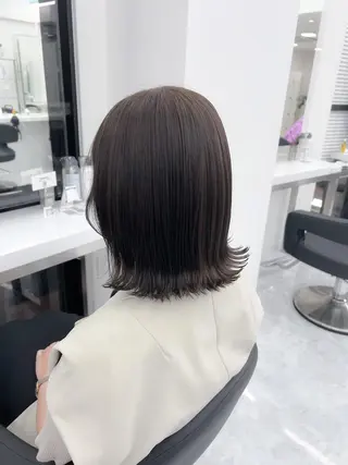 カラー 冬の透明感暗髪❄️ トレンドカラー❄️のヘアスタイル