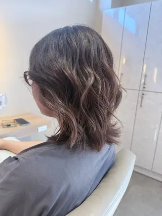 ミディアム TOMO ~ blanc ~のヘアスタイル