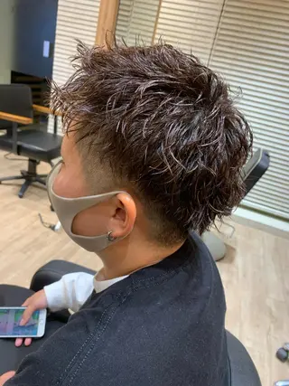 ショート パーマ メンズ 大久保 隆蔵のヘアスタイル