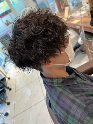 ショート カラー パーマ メンズ メンズパーマ/髪質改 善/ダメージケアのヘアスタイル