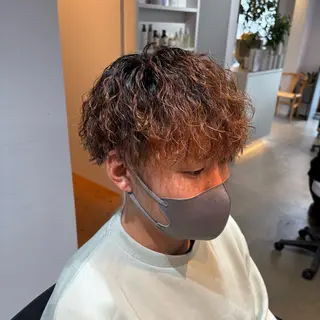 パーマ メンズ GISELA サリナのヘアスタイル