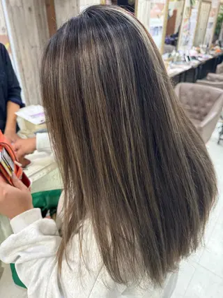 カラー 土屋朱理/ Doukeshiのヘアスタイル