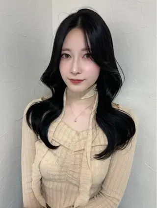 ロング レイヤー/くびれ巻き 三好悠生のヘアスタイル