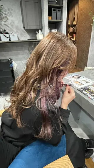 カラー 山田 まやのヘアスタイル