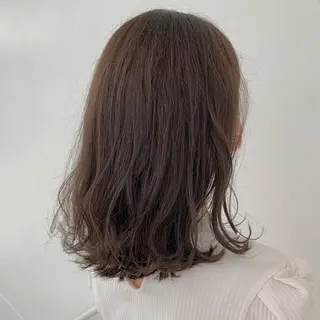 セミロング カラー SALOWIN表参道店所属・マンツーマン×半個室 まちだきょうすけのヘアスタイル