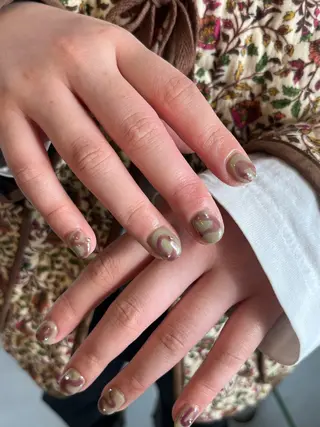 ネイル Nail Salon Hachi所属・Yuna ·͜·ᰔᩚのネイルデザイン