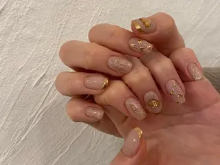 ネイル ネイル&アイ QUEEN&CRIMSON所属・眉WAX/ピーリング ホワイトニングの眉毛・アイブロウイメージ