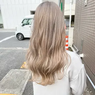 ロング 渋谷🥇透明感カラー 特化美容師のヘアスタイル