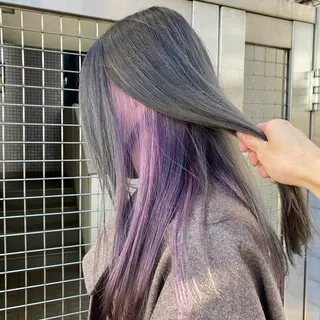 ロング カラー レイヤーカット/ 前髪顔周りカットのヘアスタイル