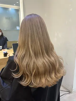 ロング カラー 渋谷で叶う美髪❤ ◎NATSUKI🤍のヘアスタイル