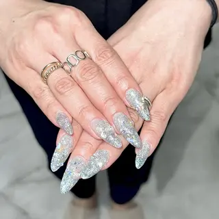 ネイル LAUR Natsukiのネイルデザイン