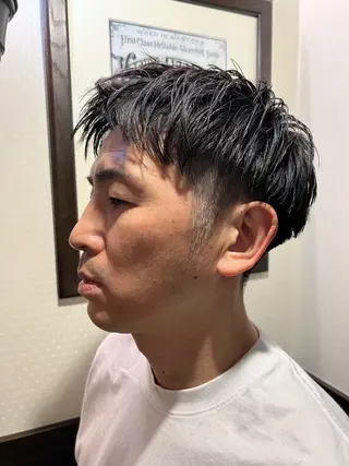 ショート ラヴィザバーバー所属・メンズカット オカムラリョウのヘアスタイル