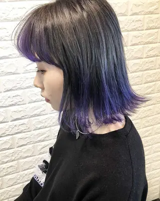 セミロング カラー 西本 夏美のヘアスタイル