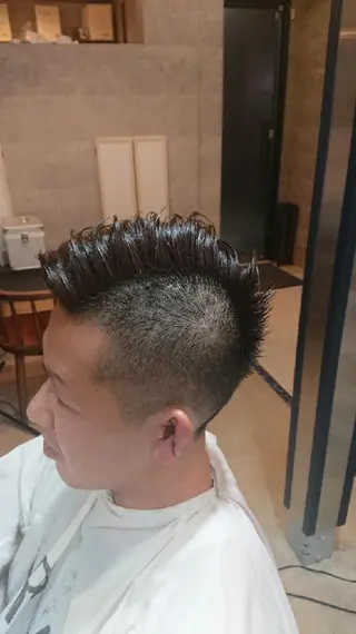 メンズ カラー 浅野  勇貴のヘアスタイル