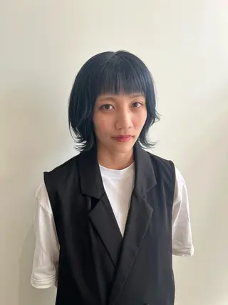 ショート カラー WHITE EYE 和歌山 眉毛とまつ毛の専門店所属・福家 実輝のマツエク・マツパデザイン