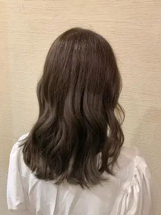 セミロング カラー 木村 一葵のヘアスタイル